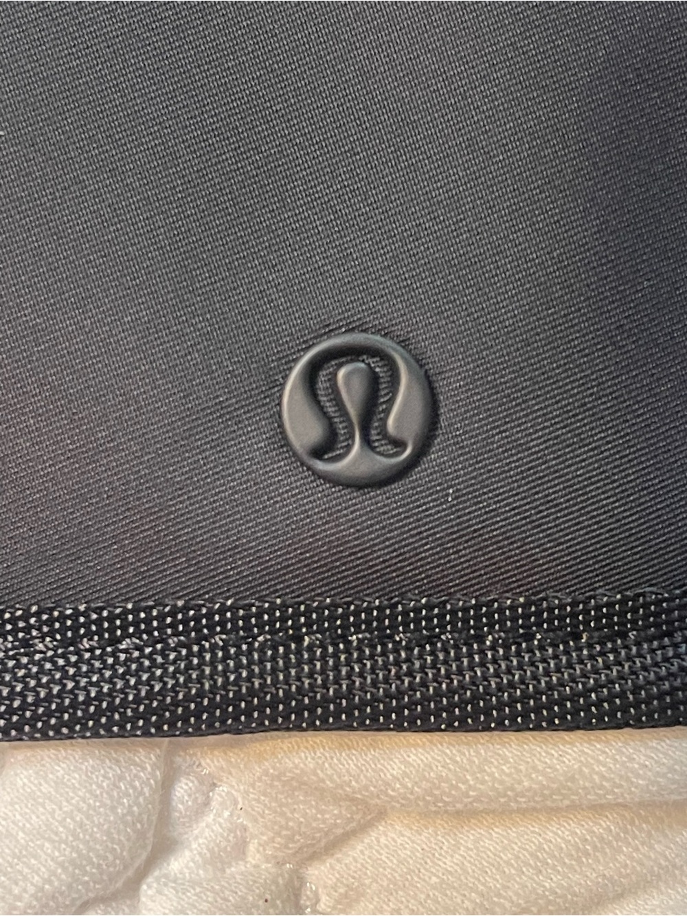 Lululemon Black Slim True Identity Card Case Wallet - Picture 5 of 8